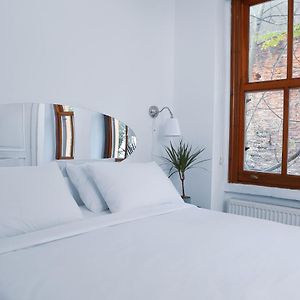 Kamer met een Queen Size Bed